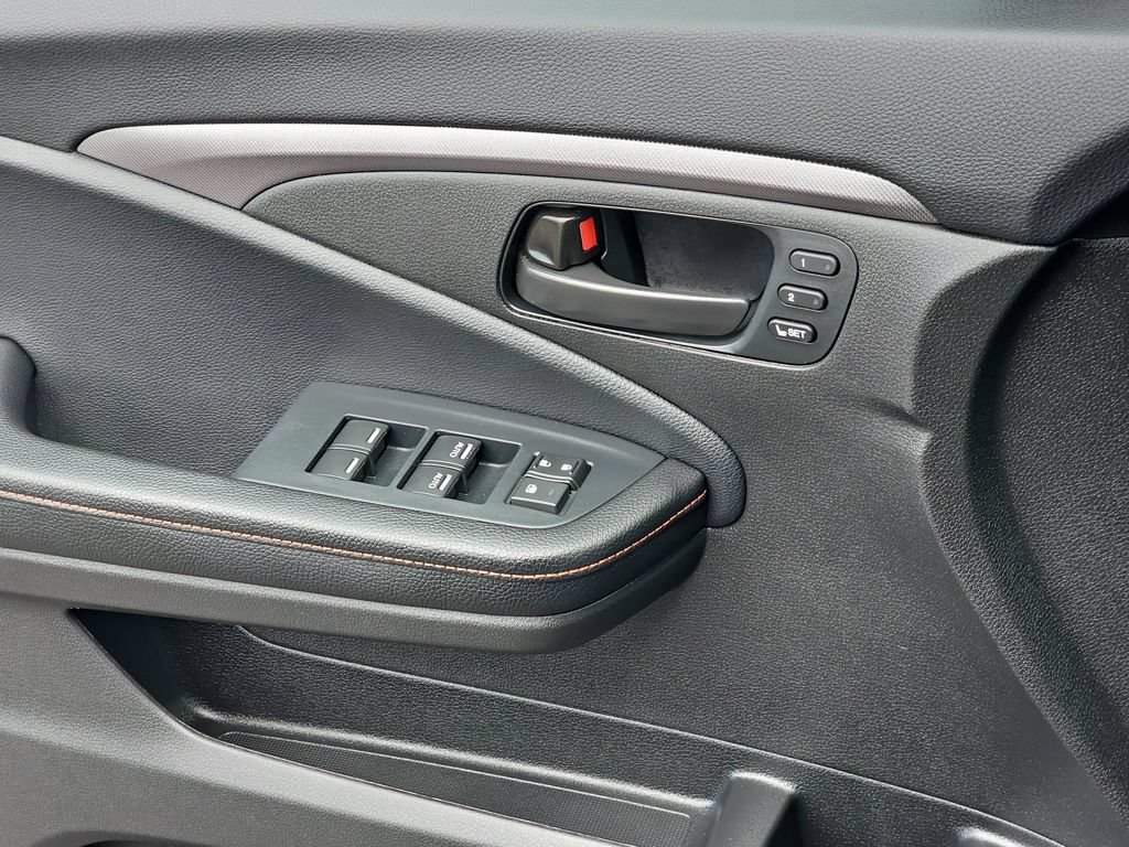 Used 2022 Honda Pilot TrailSport image 27