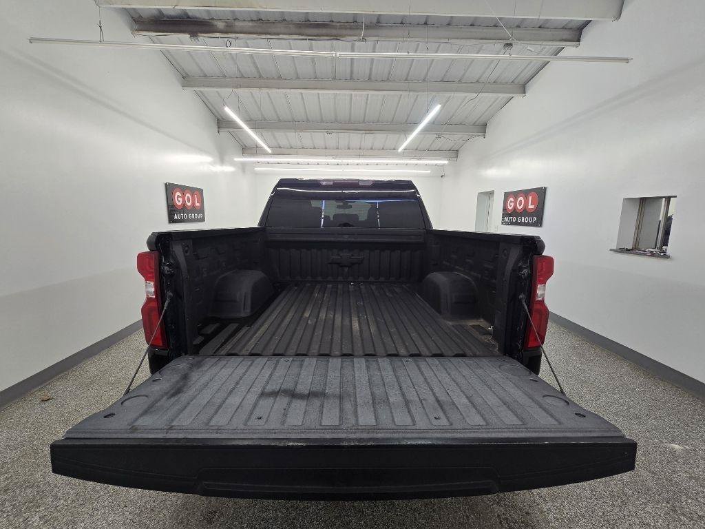 Used 2020 Chevrolet Silverado 1500 LT w/ Texas Edition RWD image 5
