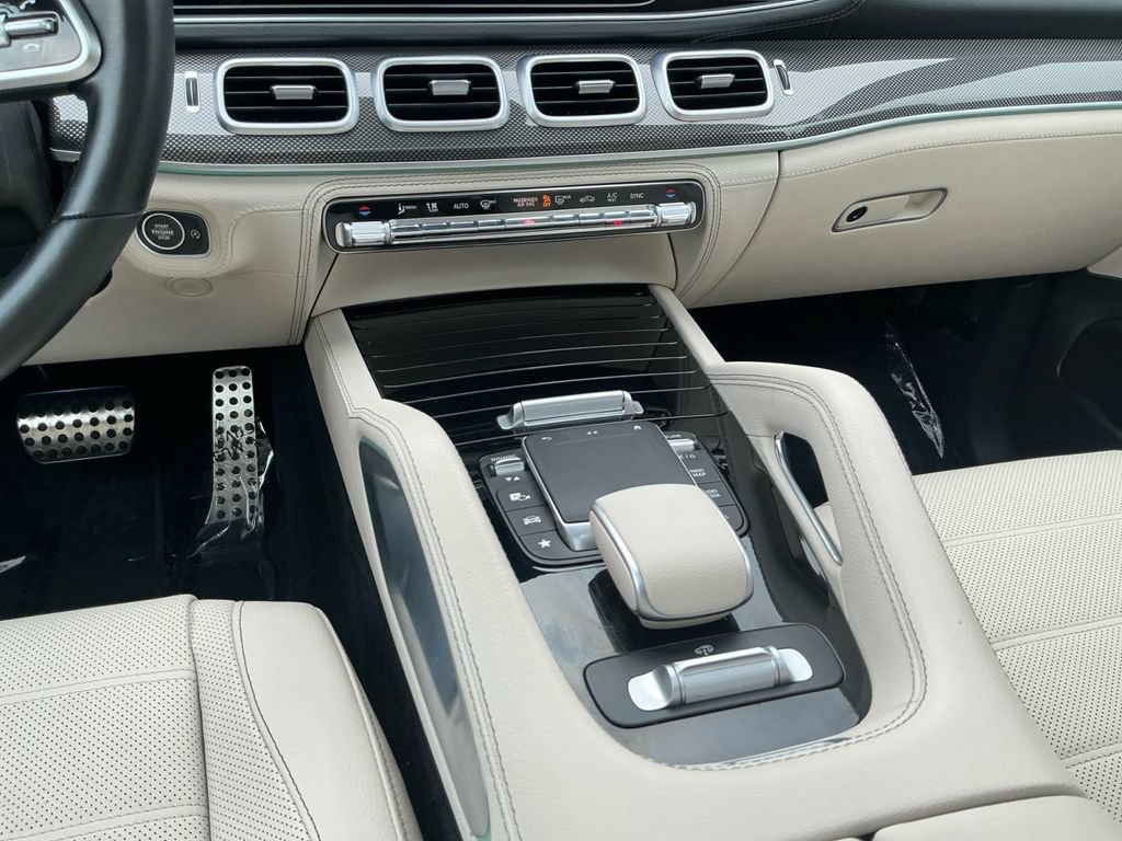 Used 2023 Mercedes-Benz GLS 450 4MATIC image 12