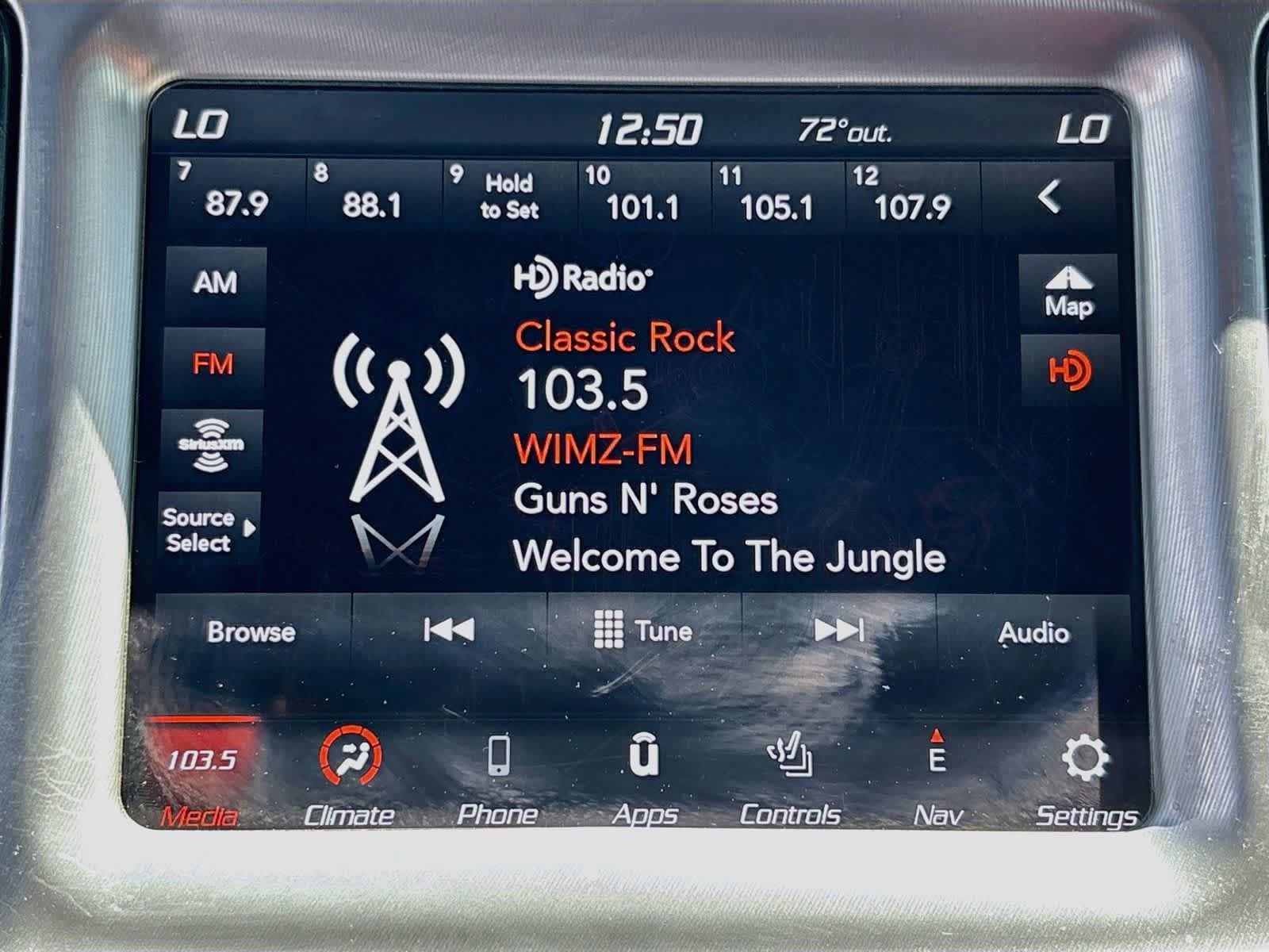 Used 2020 Dodge Challenger R/T Scat Pack RWD image 15
