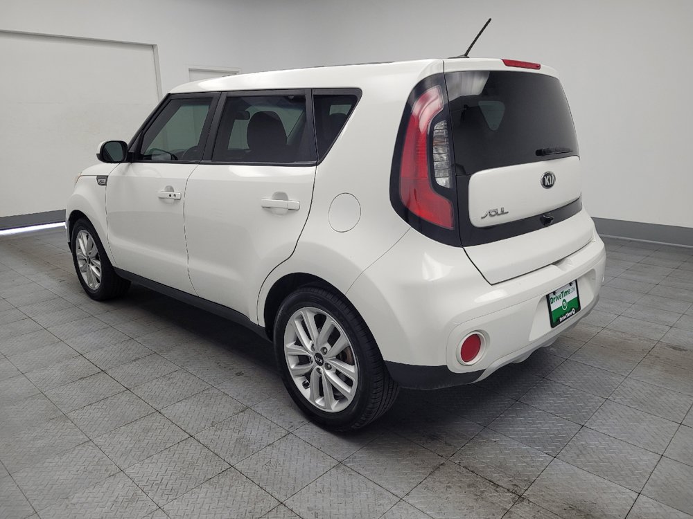 Used 2018 Kia Soul + w/ Audio Package FWD image 5