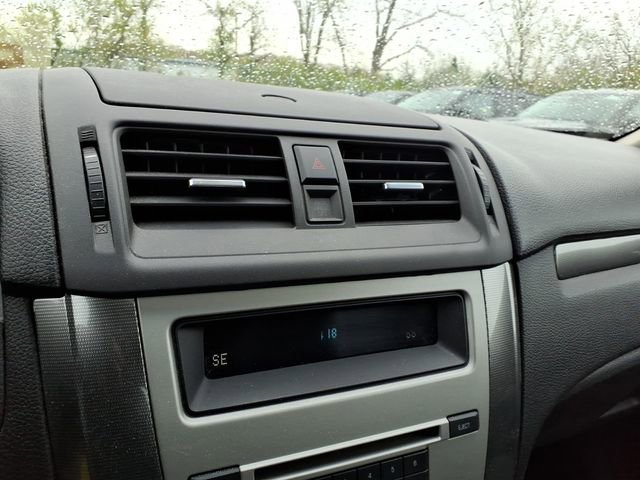 Used 2011 Ford Fusion SEL w/ 301A Rapid Spec Order Code FWD image 18