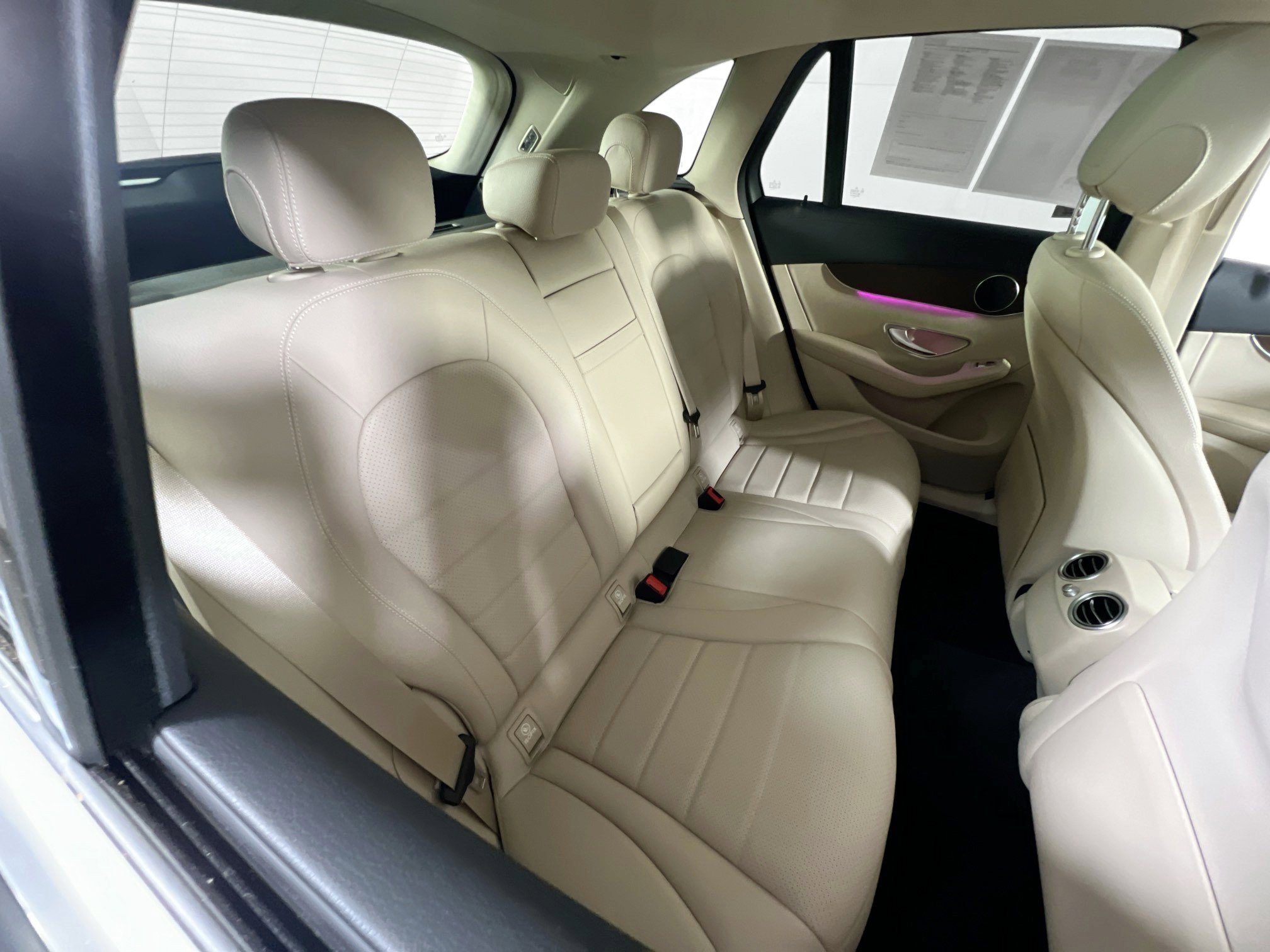 Used 2022 Mercedes-Benz GLC 300 4MATIC image 26