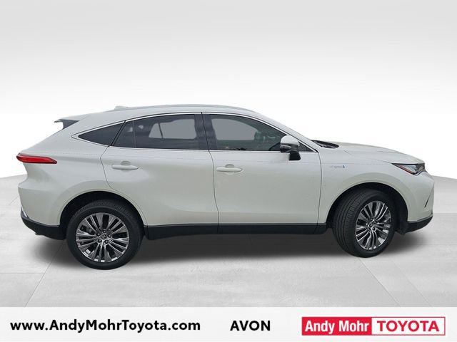 Used 2021 Toyota Venza XLE w/ Softex Package AWD/4WD image 8