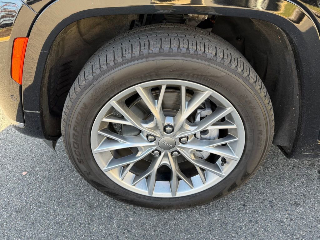 Certified 2024 Jeep Grand Cherokee L Summit image 12