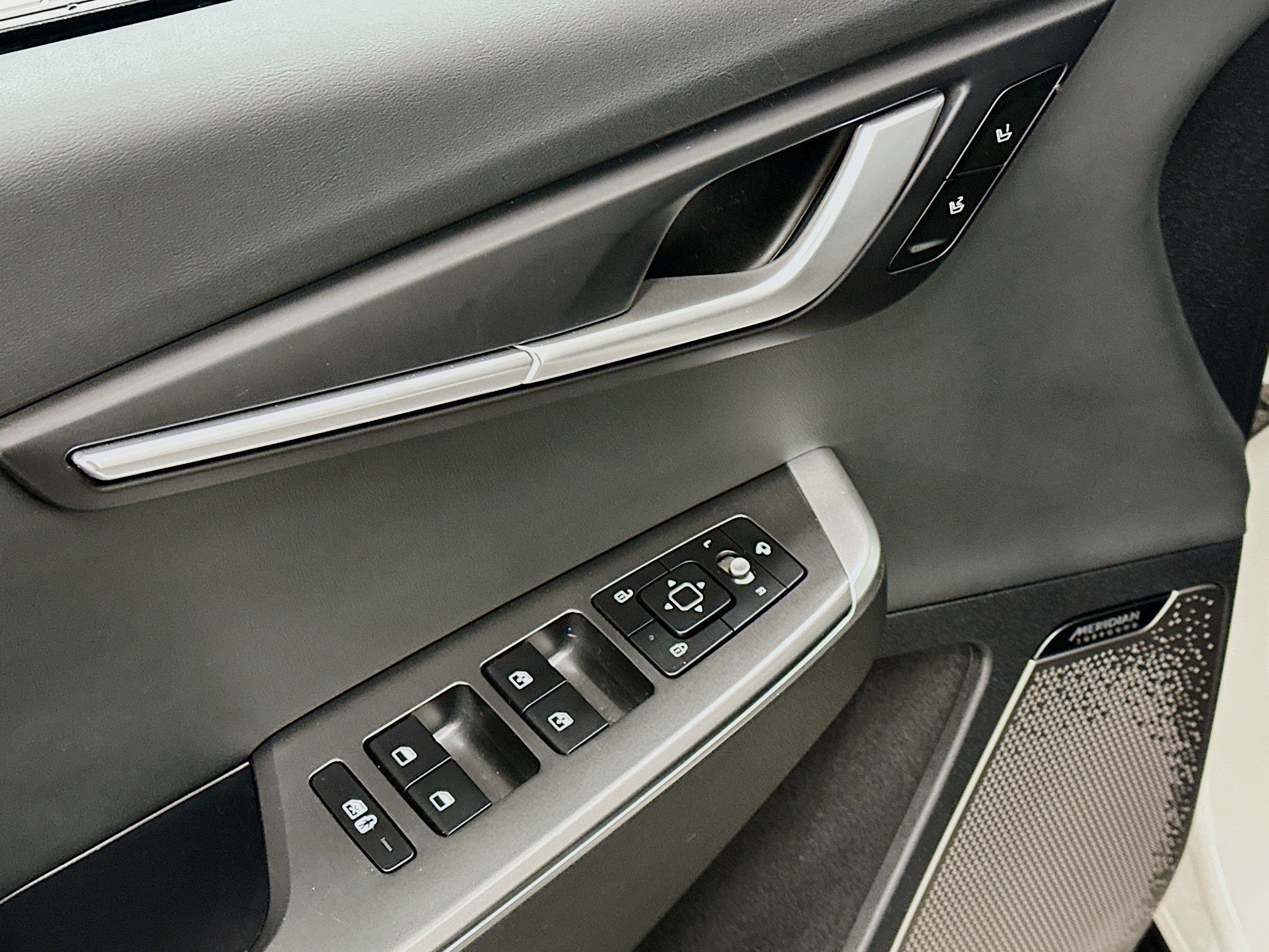 Used 2024 Kia EV6 Wind image 15