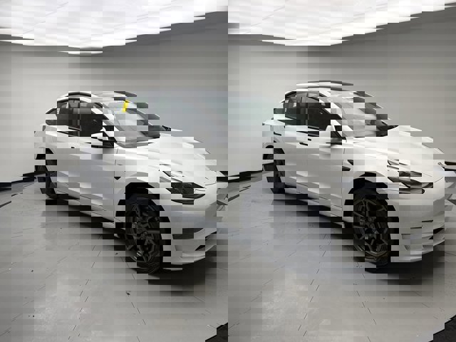 Used 2023 Tesla Model 3 Standard Range image 7