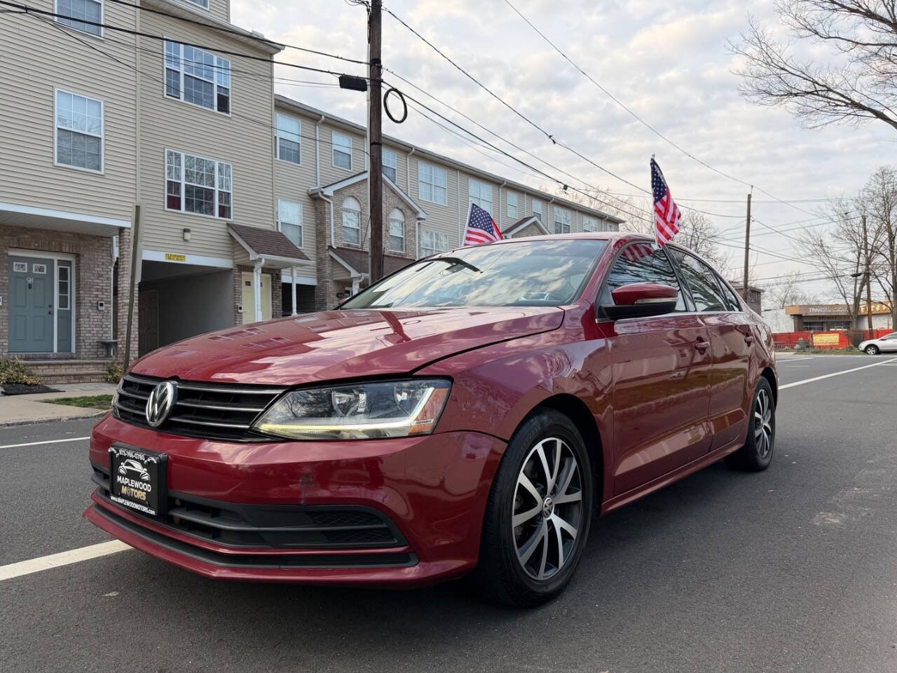 Used 2017 Volkswagen Jetta SE FWD image 2