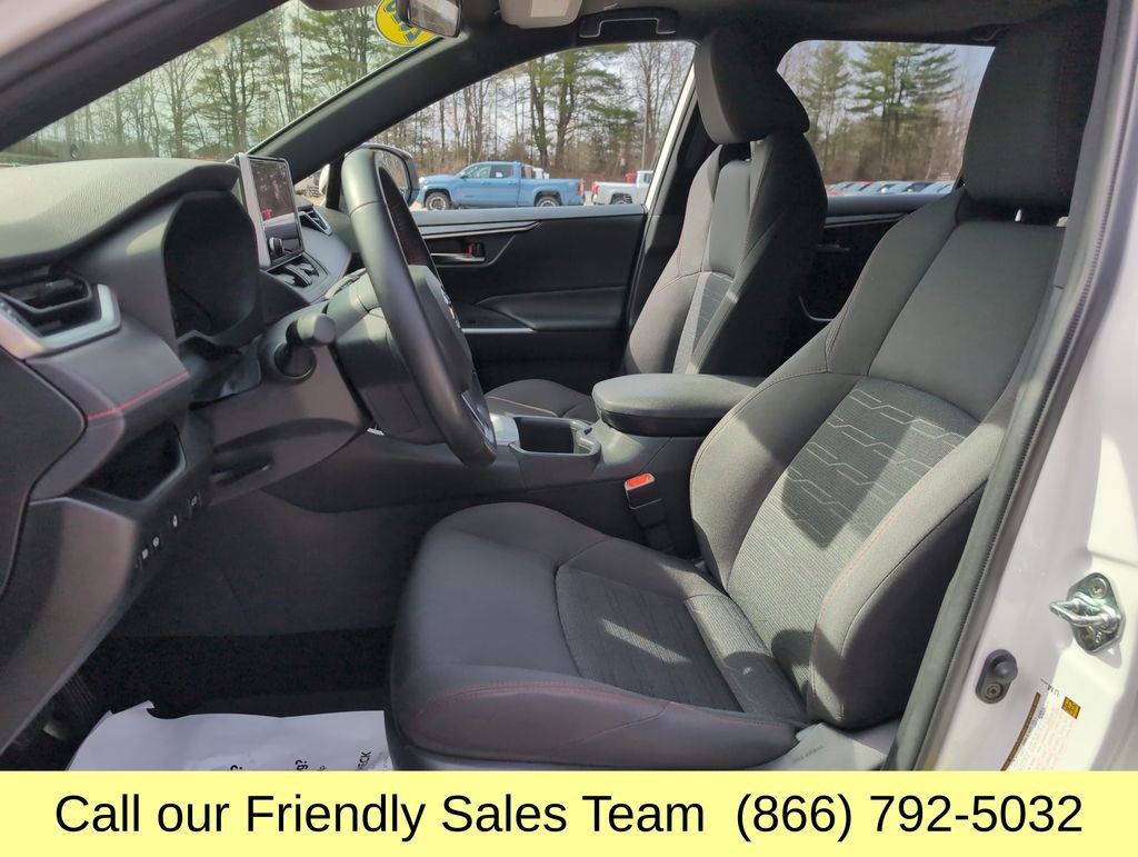Used 2023 Toyota RAV4 SE w/ Weather & Moonroof Package image 11