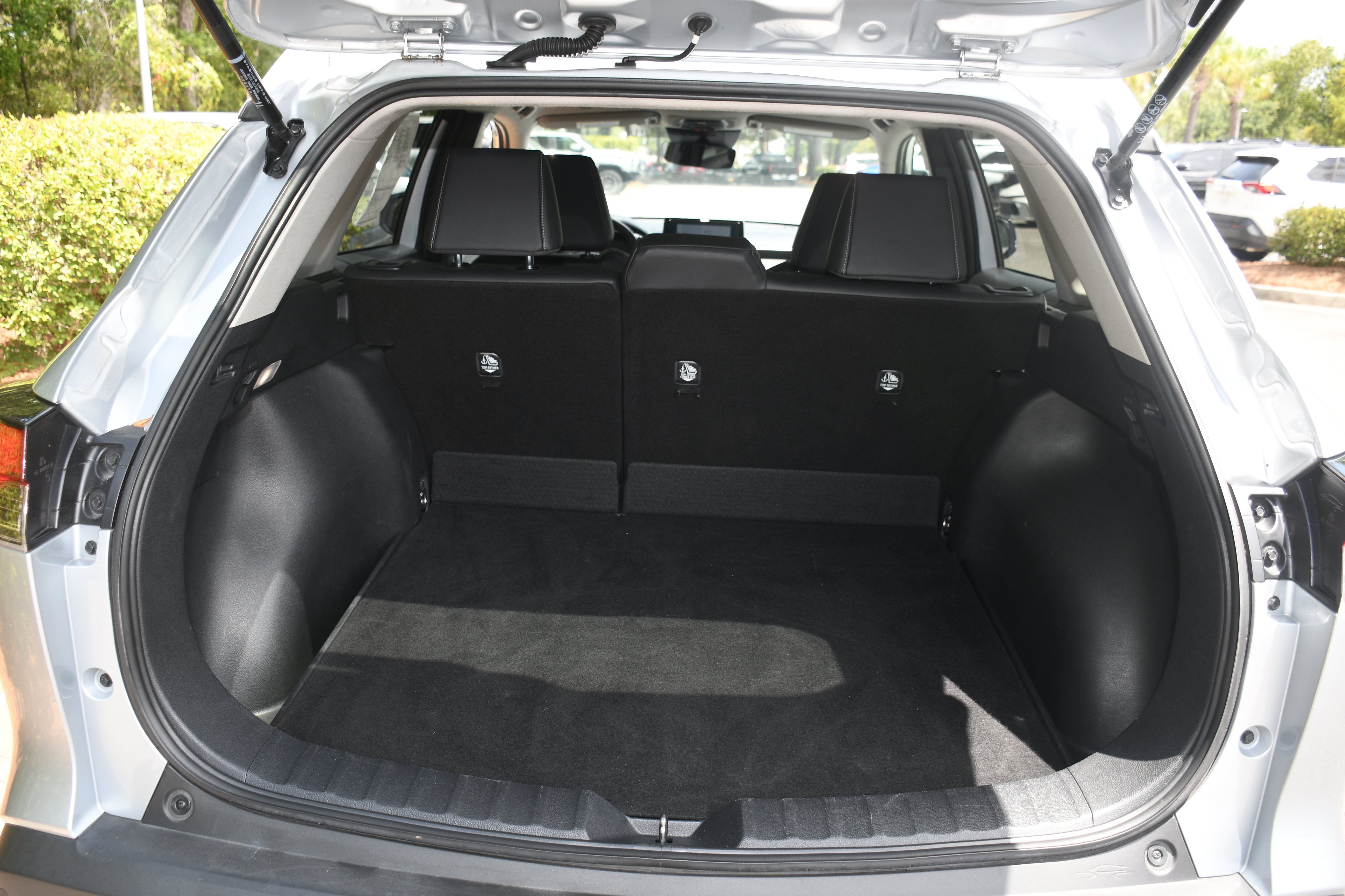 Certified 2025 Toyota Corolla Cross XLE AWD/4WD image 17