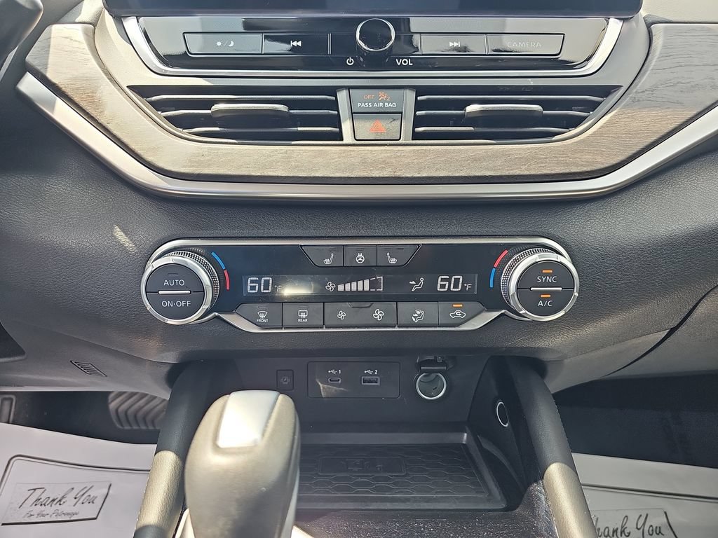 Used 2025 Nissan Altima 2.5 SL FWD image 24