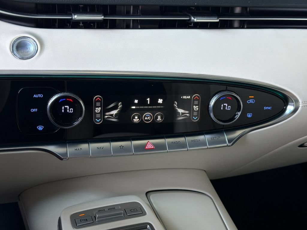 Used 2023 Genesis Electrified GV70 AWD/4WD image 22