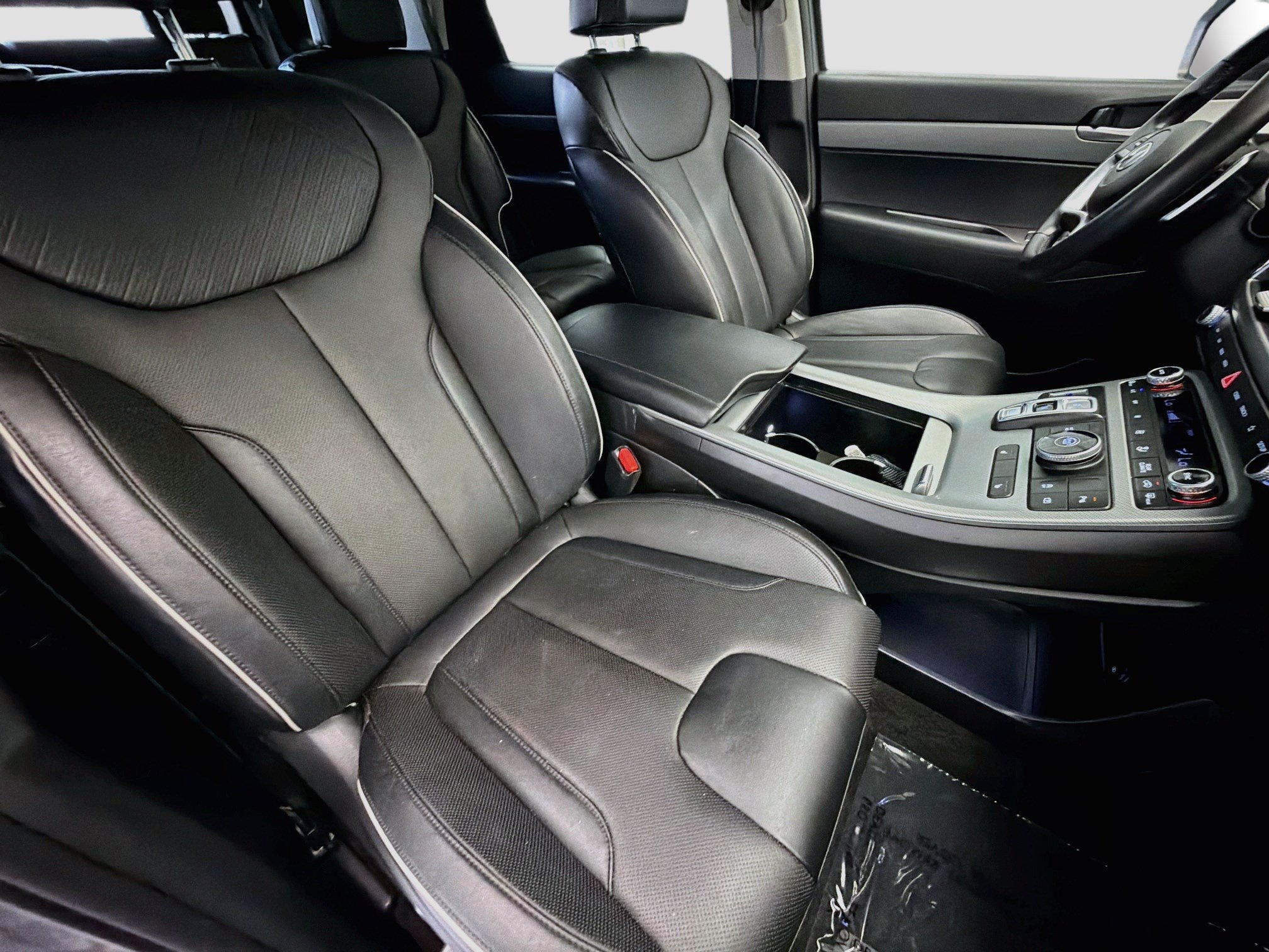 Used 2025 Hyundai Palisade SEL FWD image 15