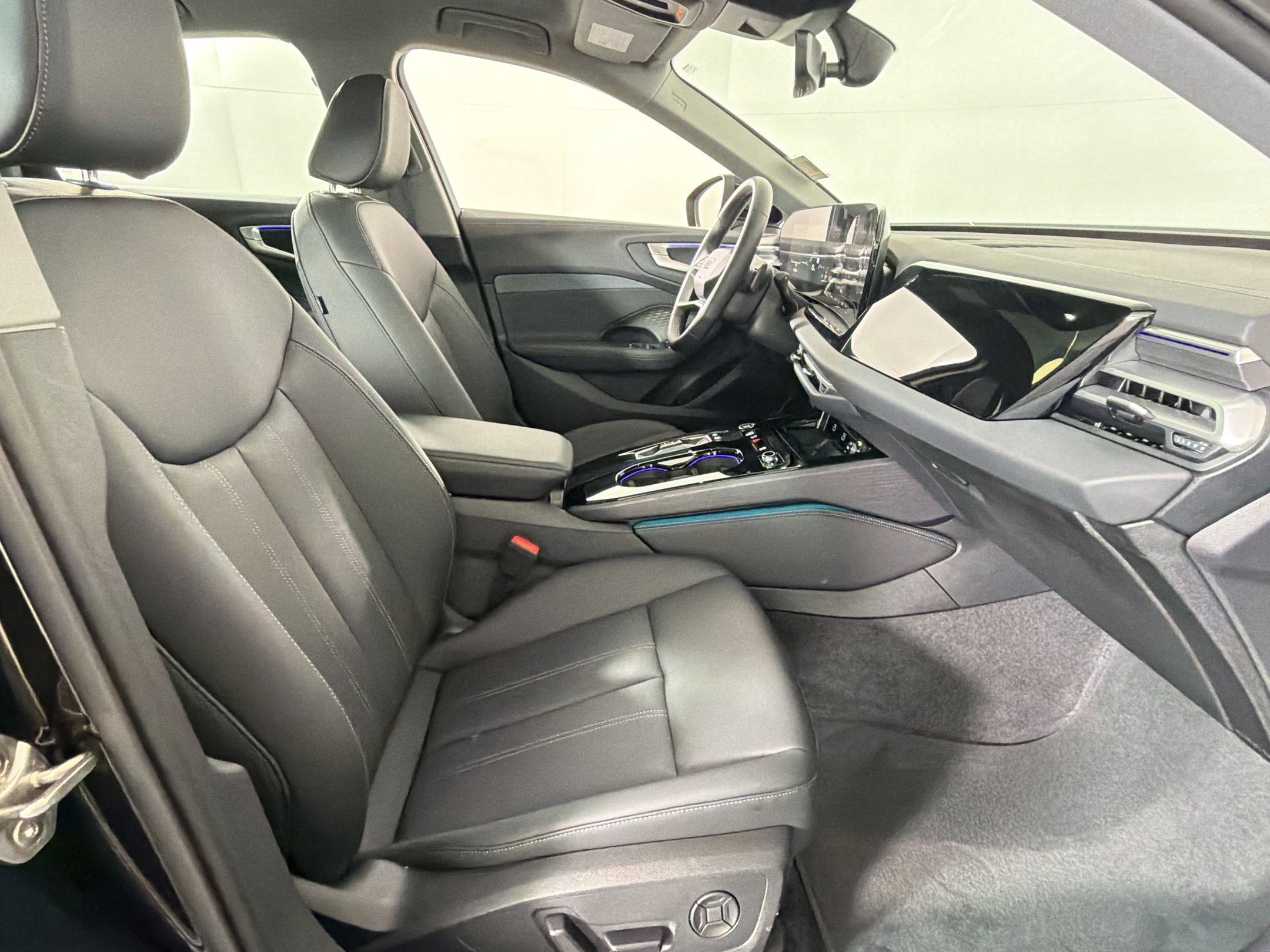 Certified 2025 Audi A5 2.0T Premium w/ Convenience Package image 31