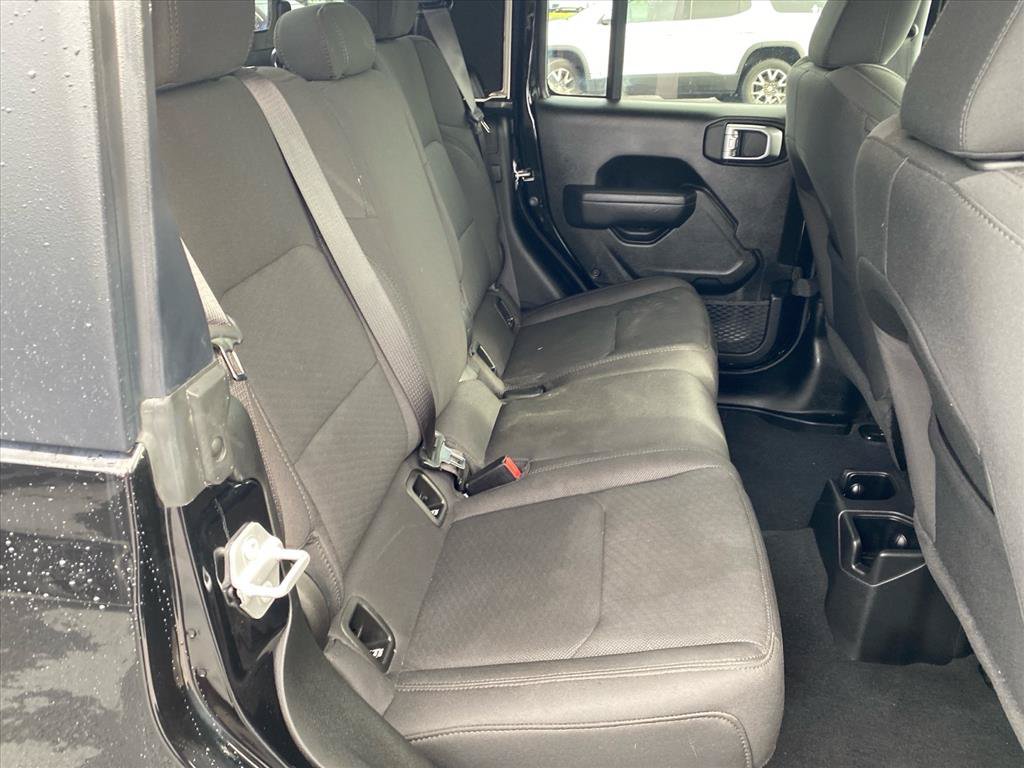 Used 2022 Jeep Gladiator Sport AWD/4WD image 25
