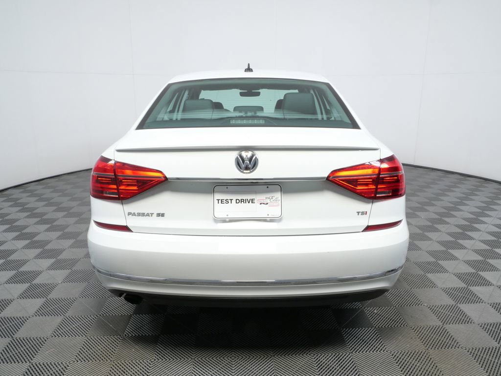 Used 2016 Volkswagen Passat 1.8T SE image 28