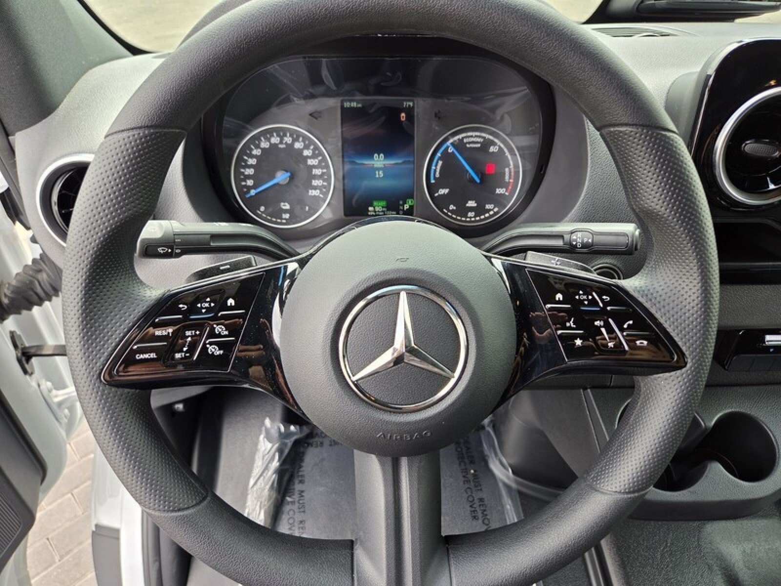 New 2025 Mercedes-Benz eSprinter 170 Cargo image 23