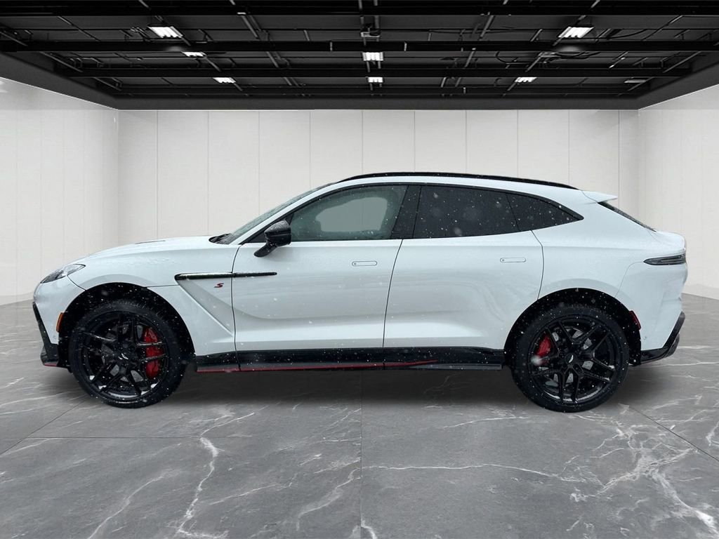 New 2026 Aston Martin DBX 707 AWD/4WD image 2