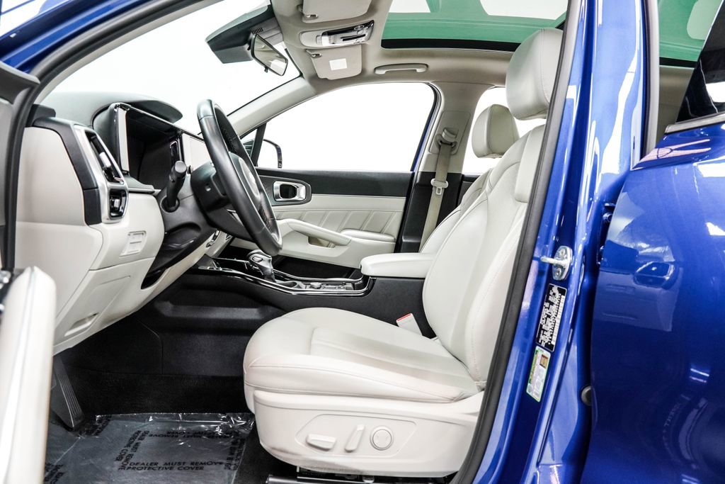 Used 2021 Kia Sorento SX image 16