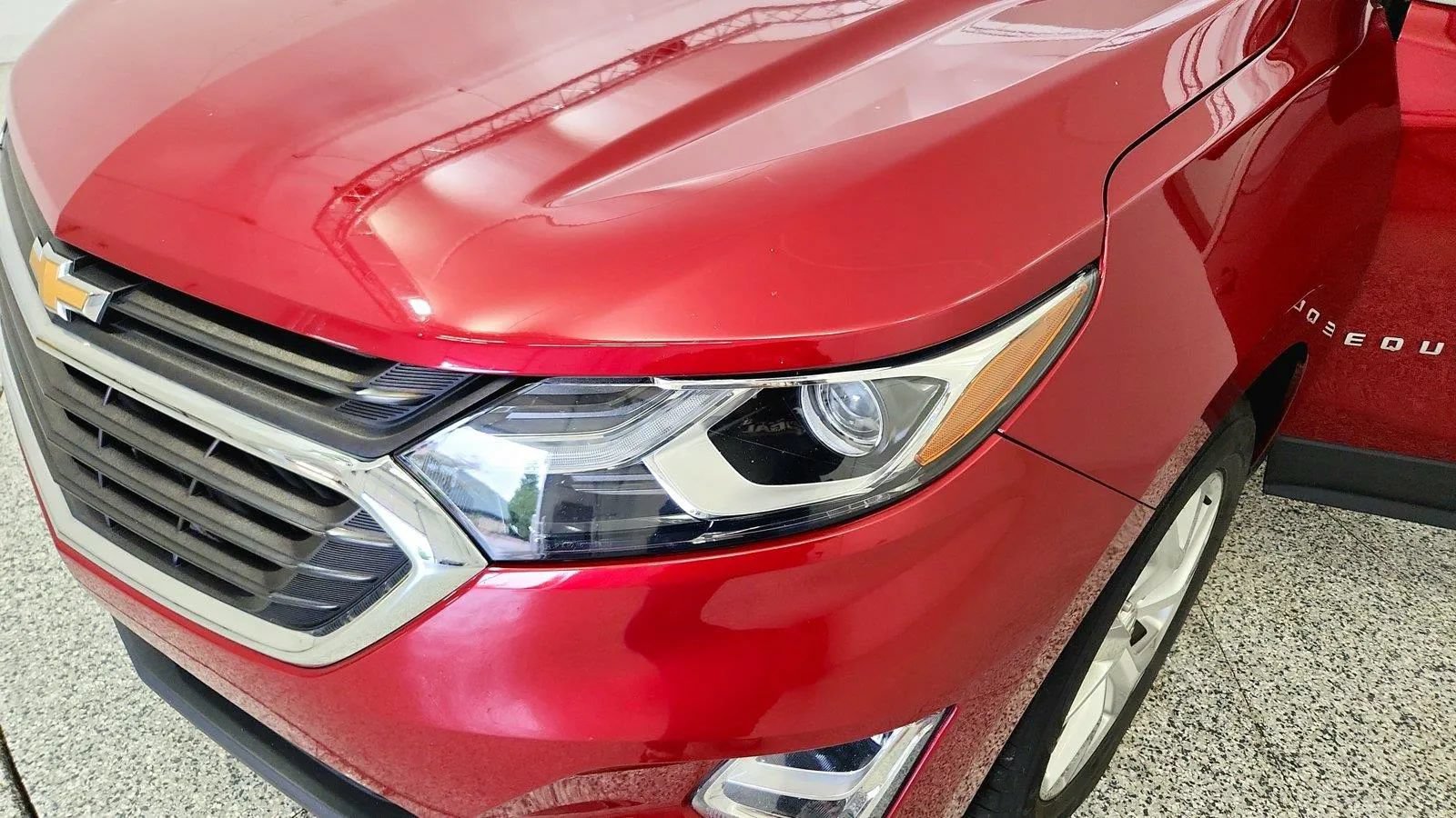 Used 2020 Chevrolet Equinox LT FWD image 33