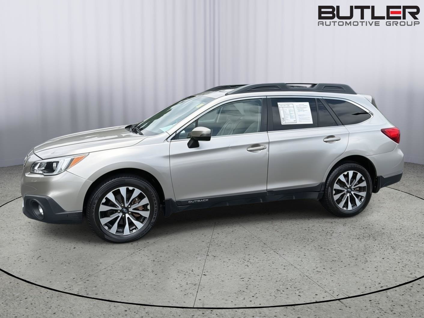 Used 2016 Subaru Outback 2.5i Limited AWD/4WD image 3
