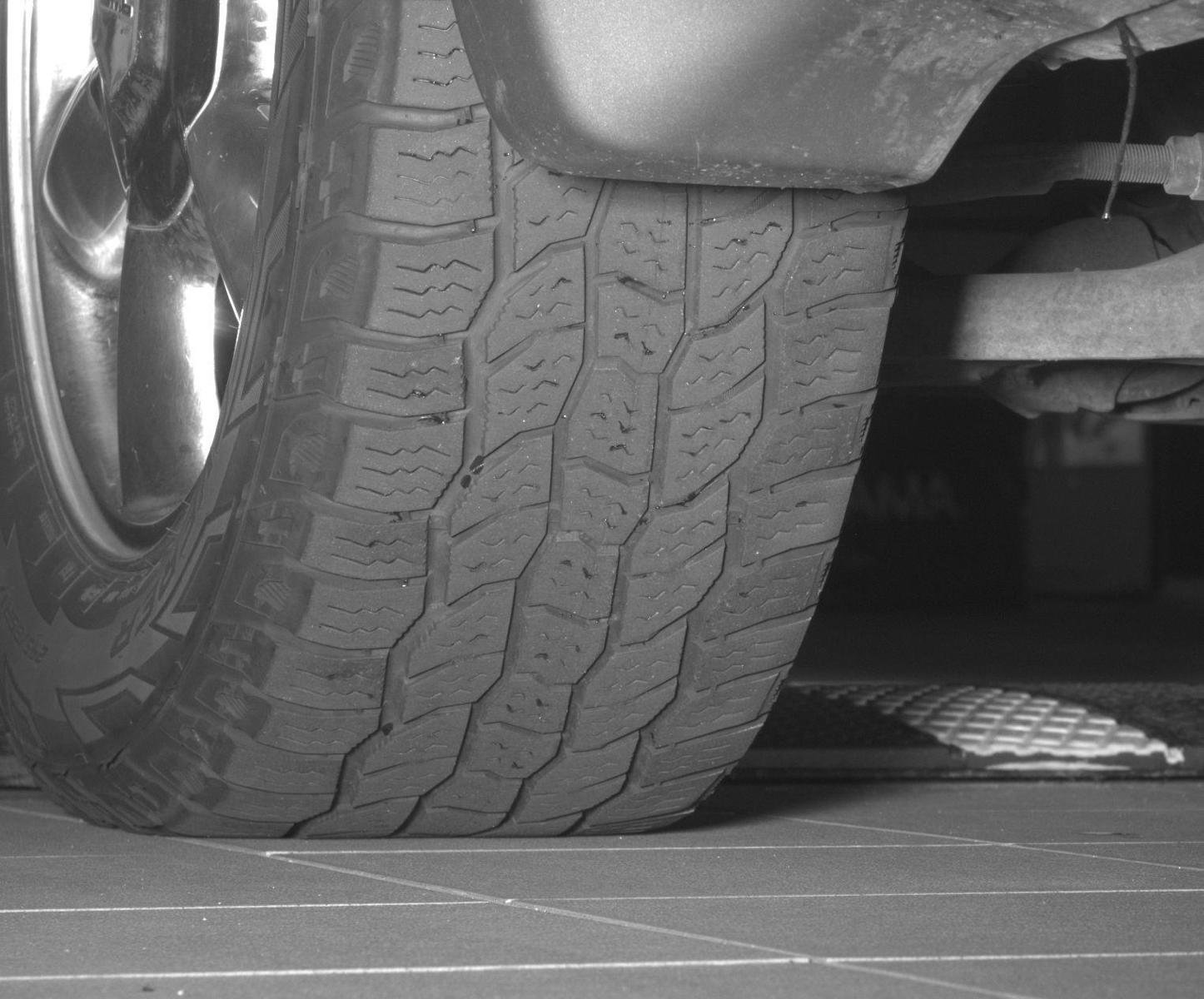Used 2004 GMC Envoy SLT RWD image 13