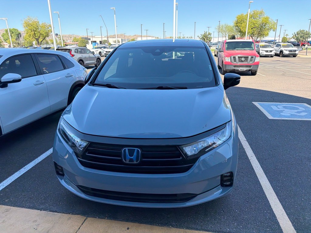 Certified 2023 Honda Odyssey Sport image 2