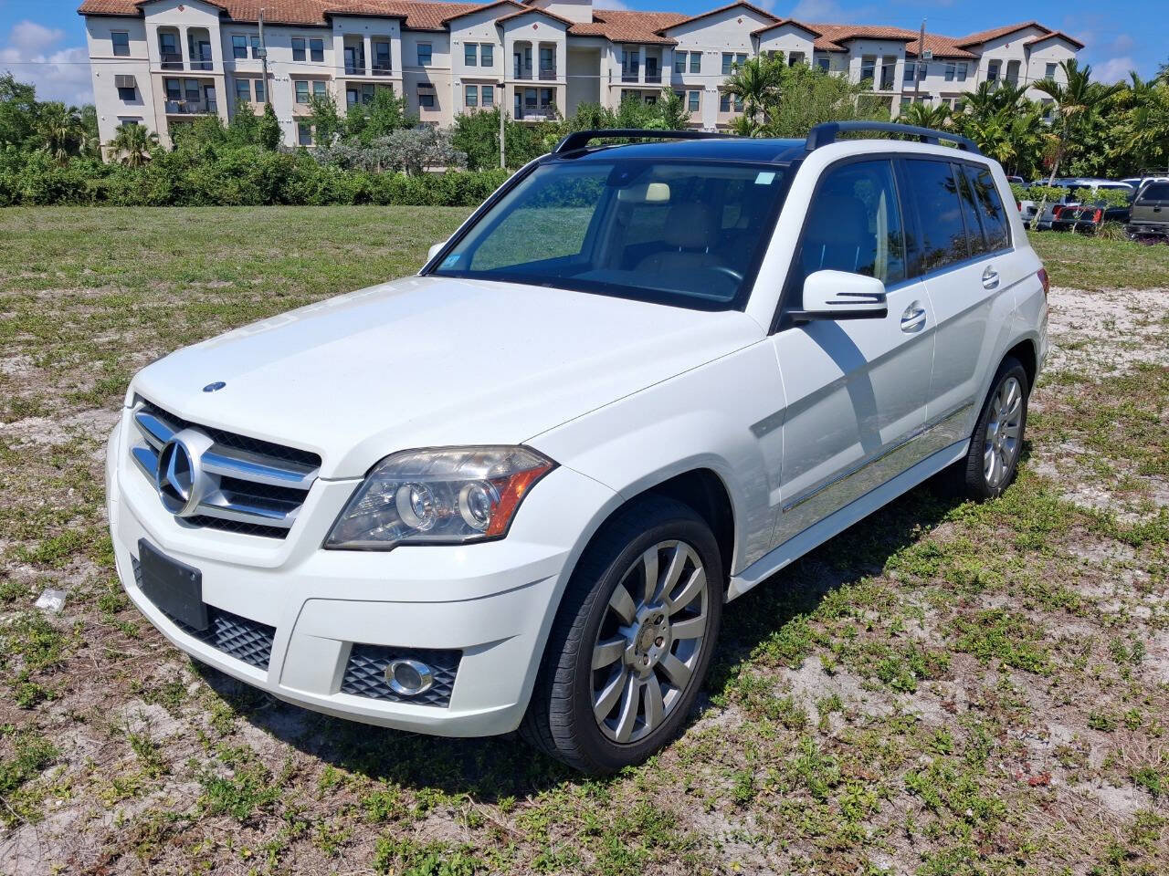 Used 2012 Mercedes-Benz GLK 350 2WD image 2