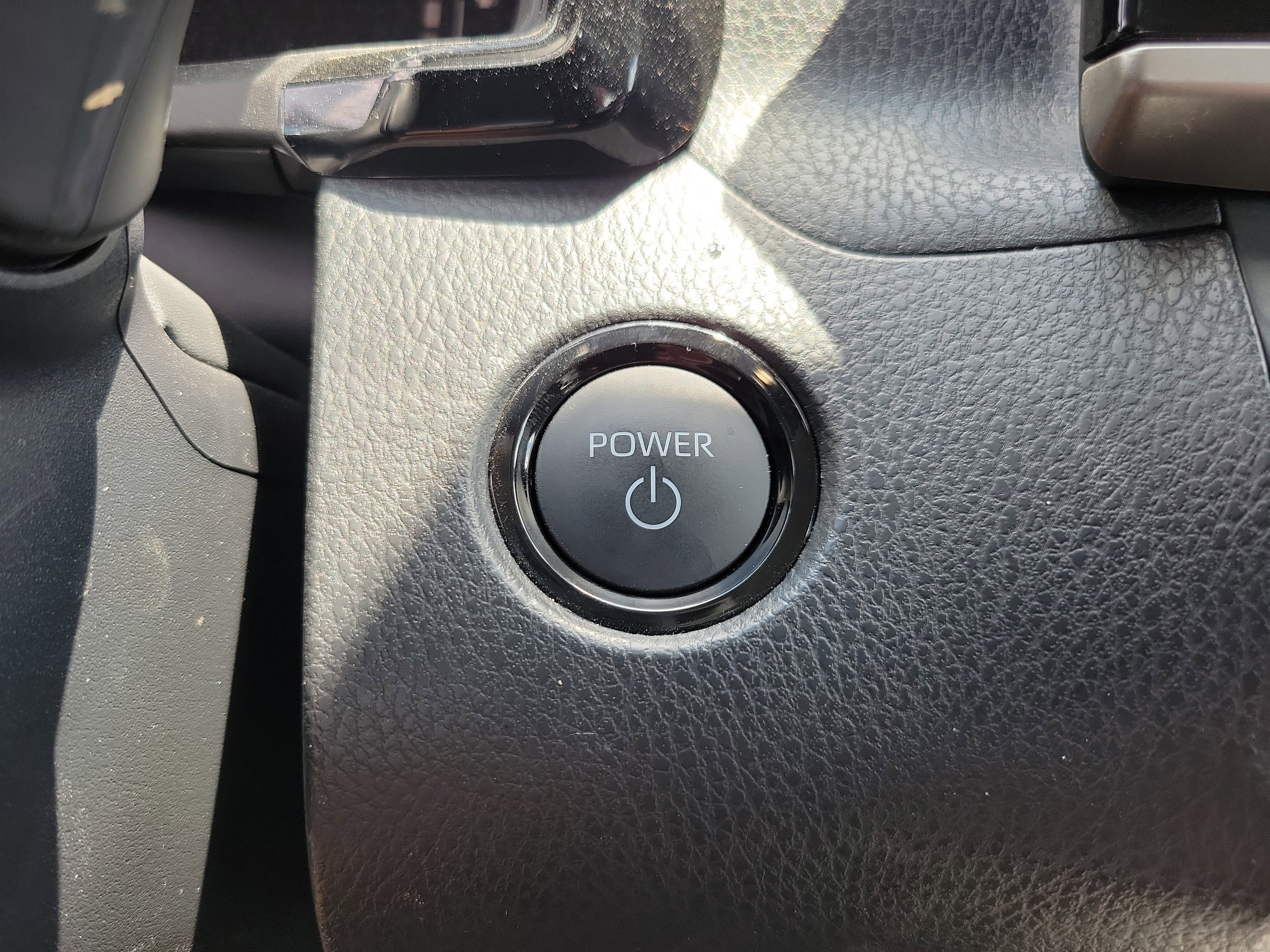 Used 2025 Toyota Camry LE image 20