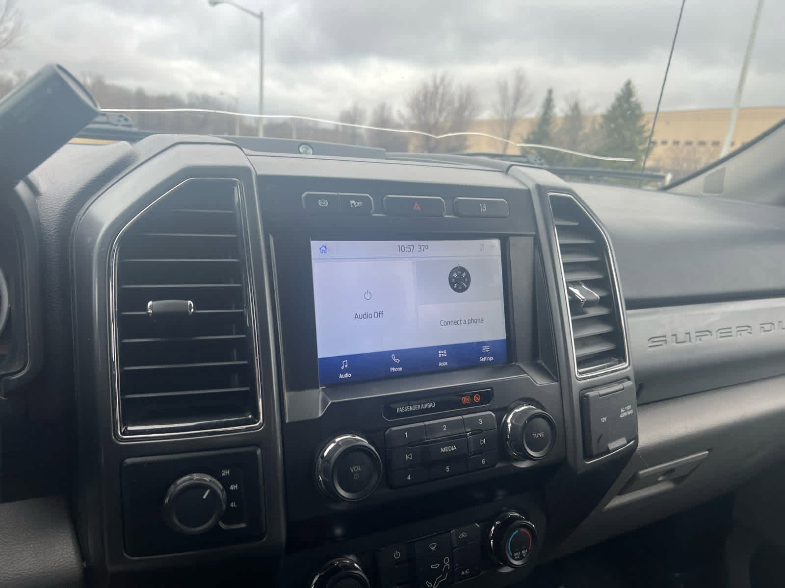 Used 2020 Ford F250 XLT image 10