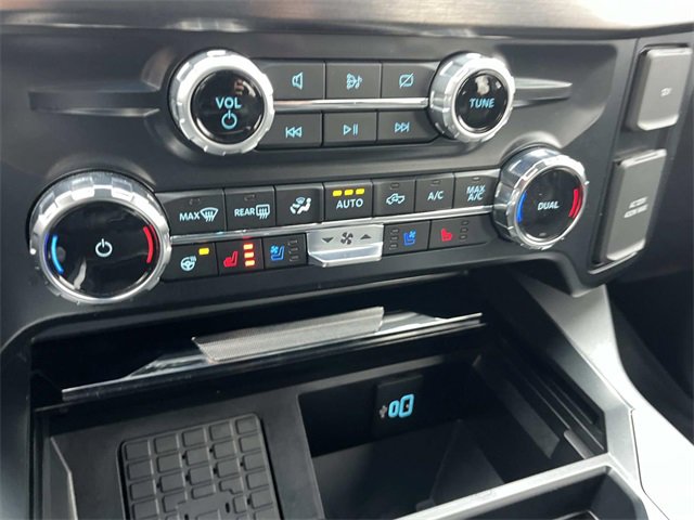 Used 2024 Ford F250 Lariat w/ Sport Appearance Package image 33