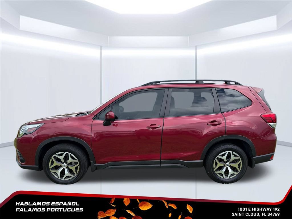 Used 2023 Subaru Forester Premium AWD/4WD image 2