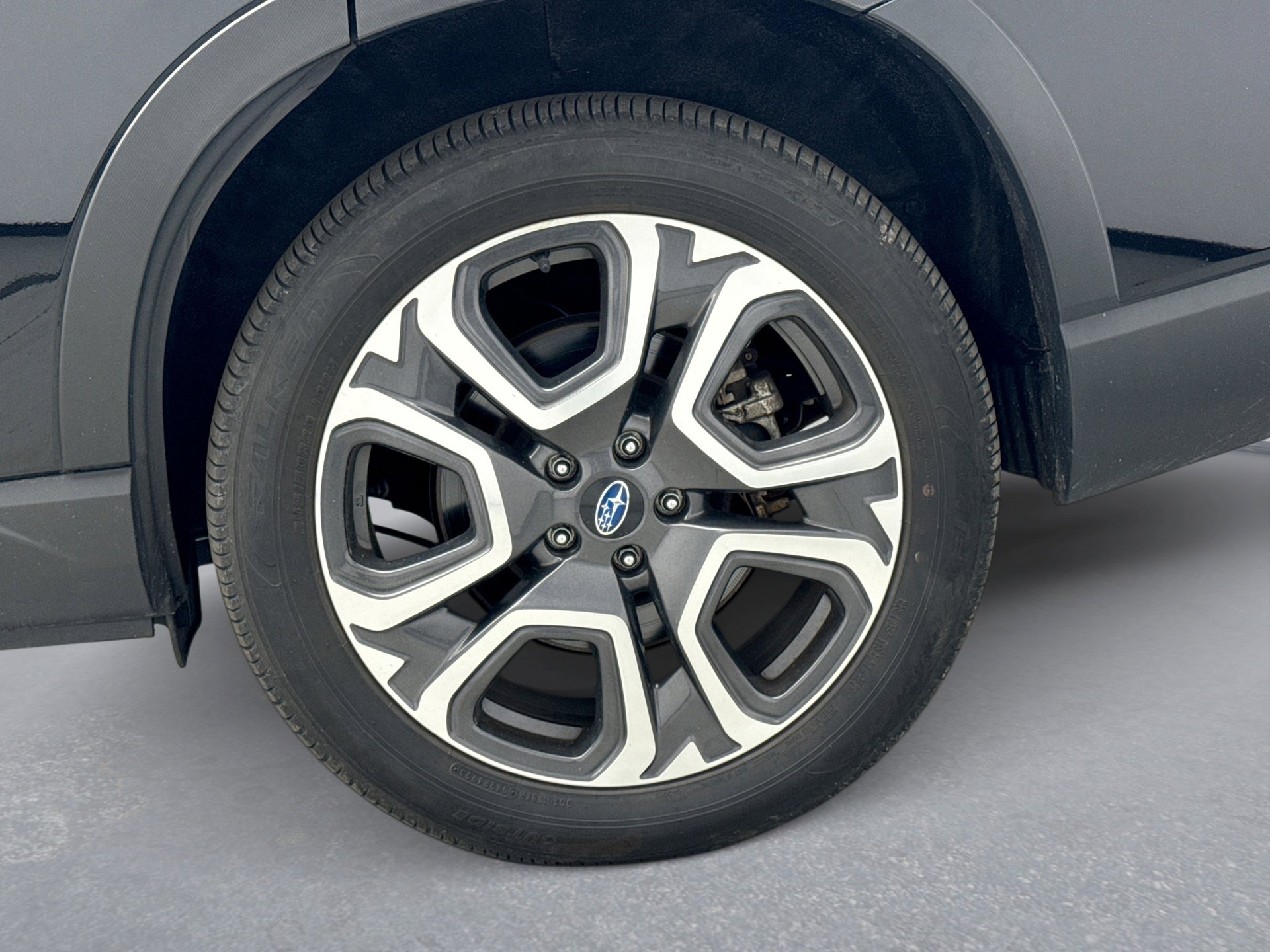 Used 2024 Subaru Ascent Touring AWD/4WD image 12