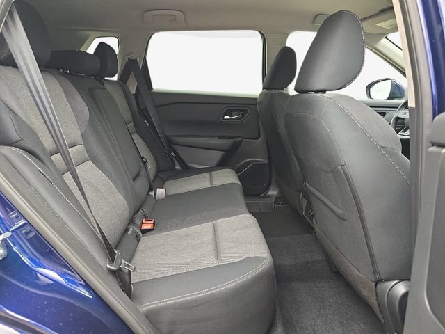Used 2026 Nissan Rogue SV FWD image 36