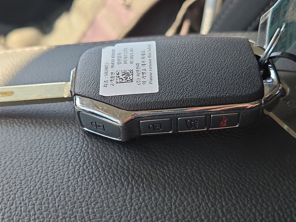 Certified 2020 Kia Soul S image 32