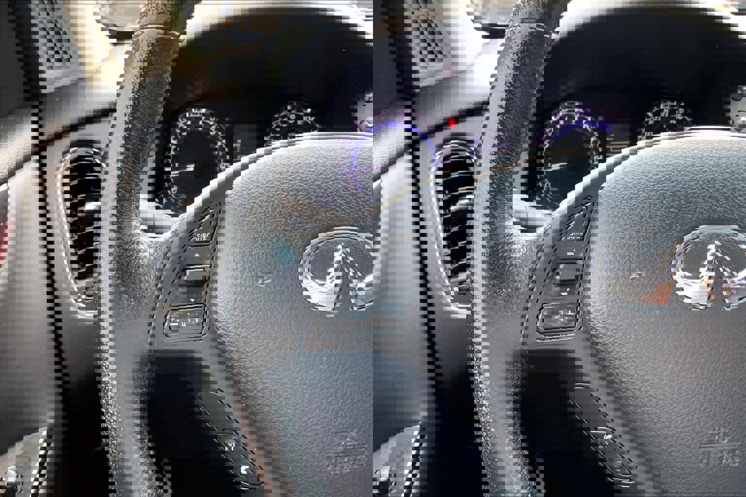 Used 2017 INFINITI QX50 w/ Premium Package image 24