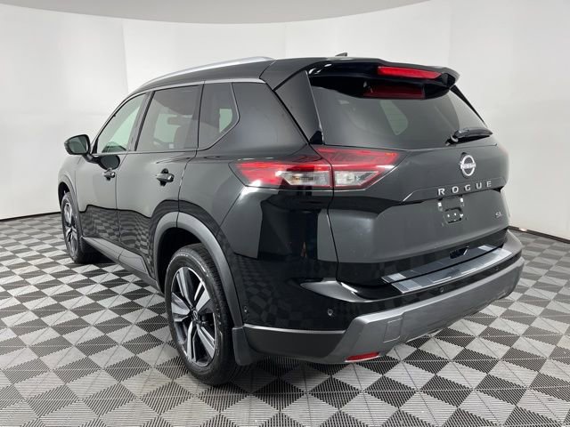 Used 2025 Nissan Rogue SL image 7