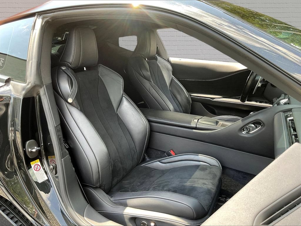 Used 2018 Lexus LC 500 Coupe w/ Sport Package RWD image 18