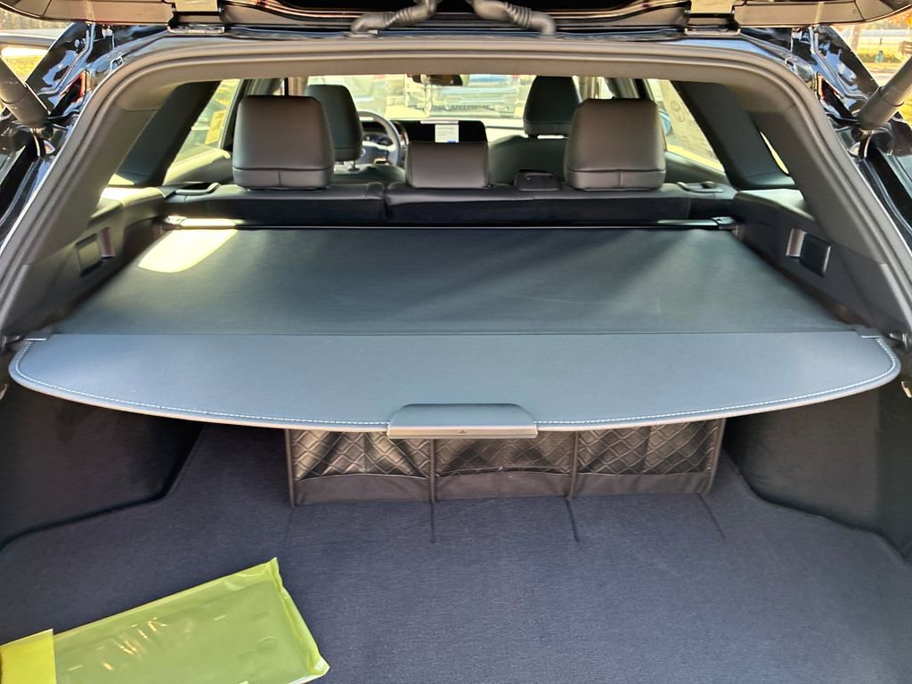 New 2025 Toyota Crown Signia image 34