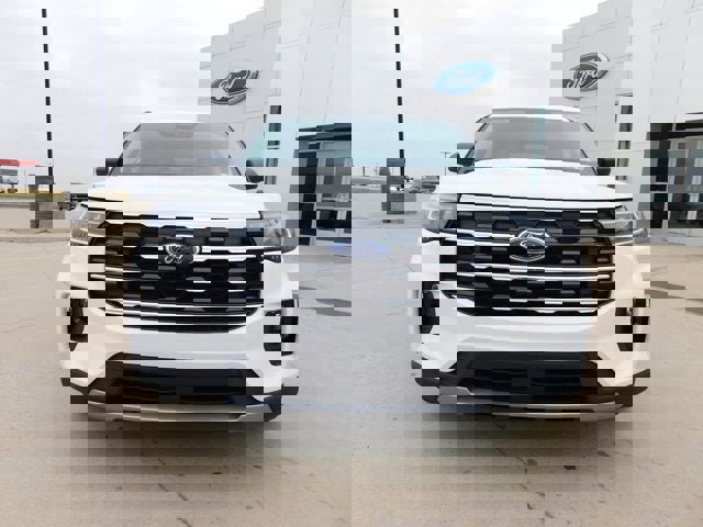 New 2026 Ford Explorer Active w/ Active Comfort Package image 2