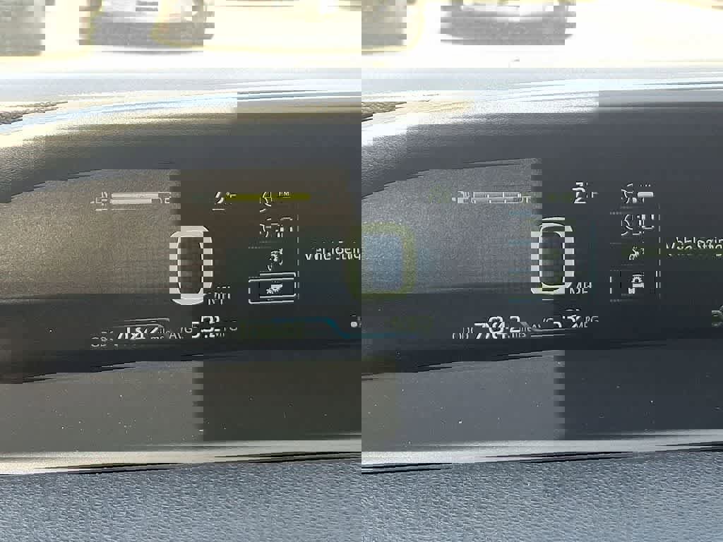 Used 2017 Toyota Prius Four FWD image 13