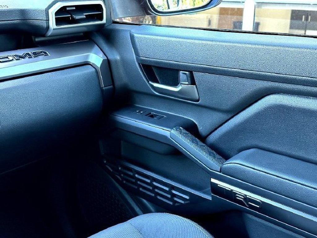 Certified 2025 Toyota Tacoma TRD Sport AWD/4WD image 26