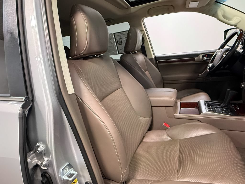 Used 2017 Lexus GX 460 Luxury AWD/4WD image 63