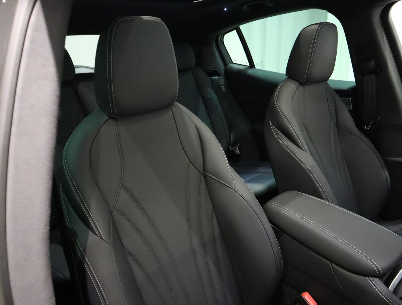 New 2025 Maserati Grecale Modena image 18