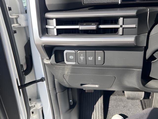 New 2026 Hyundai Santa Fe SE image 16