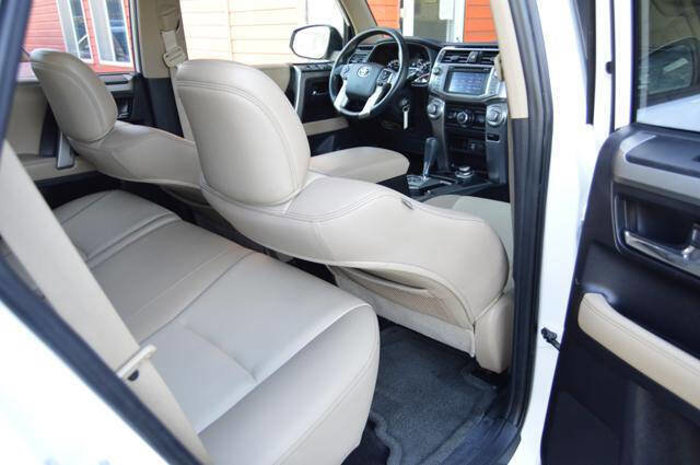 Used 2014 Toyota 4Runner SR5 Premium AWD/4WD image 51
