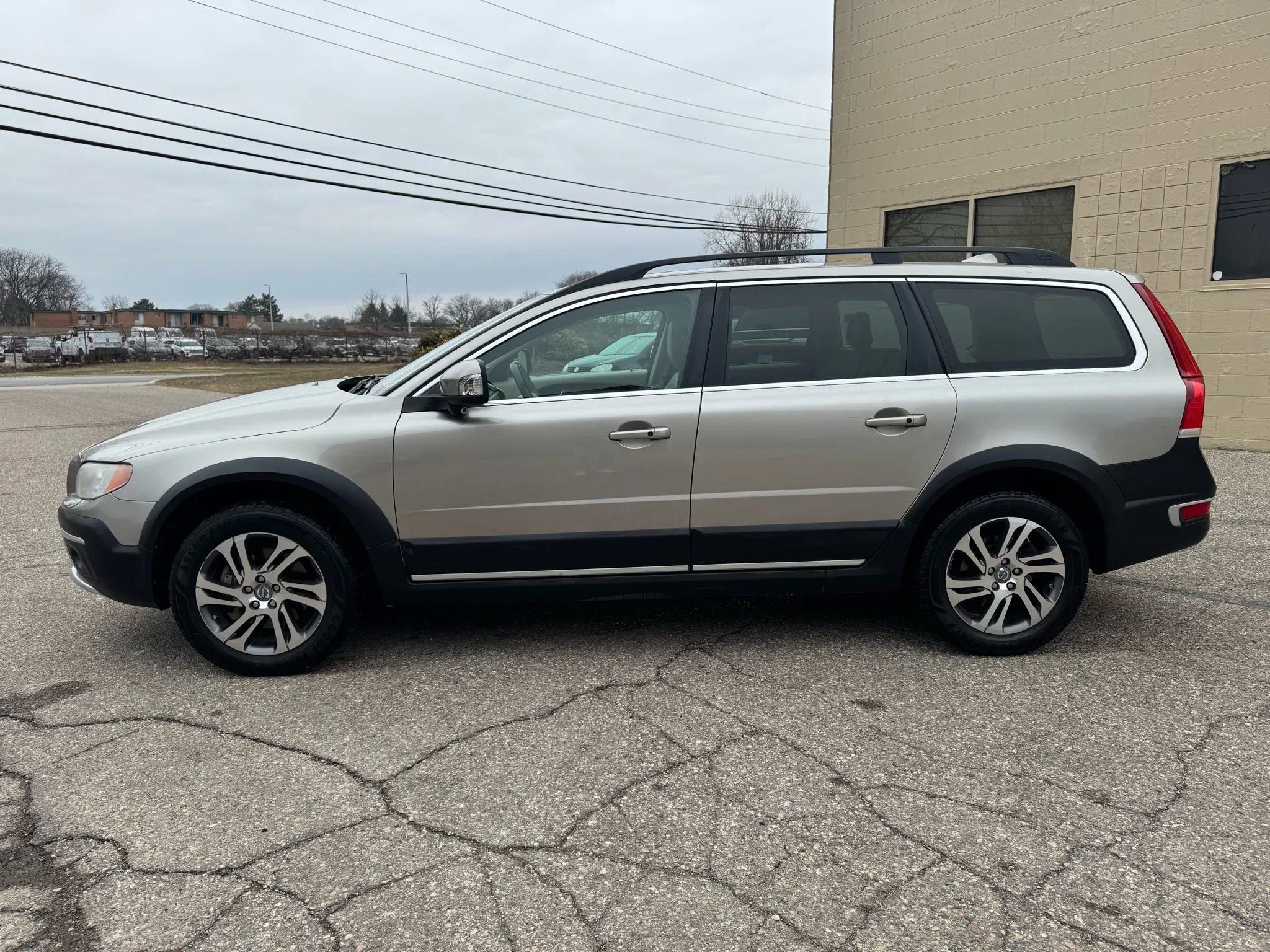 Used 2015 Volvo XC70 T5 Platinum image 5