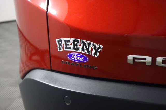 Used 2021 GMC Acadia AT4 w/ Technology Package image 65