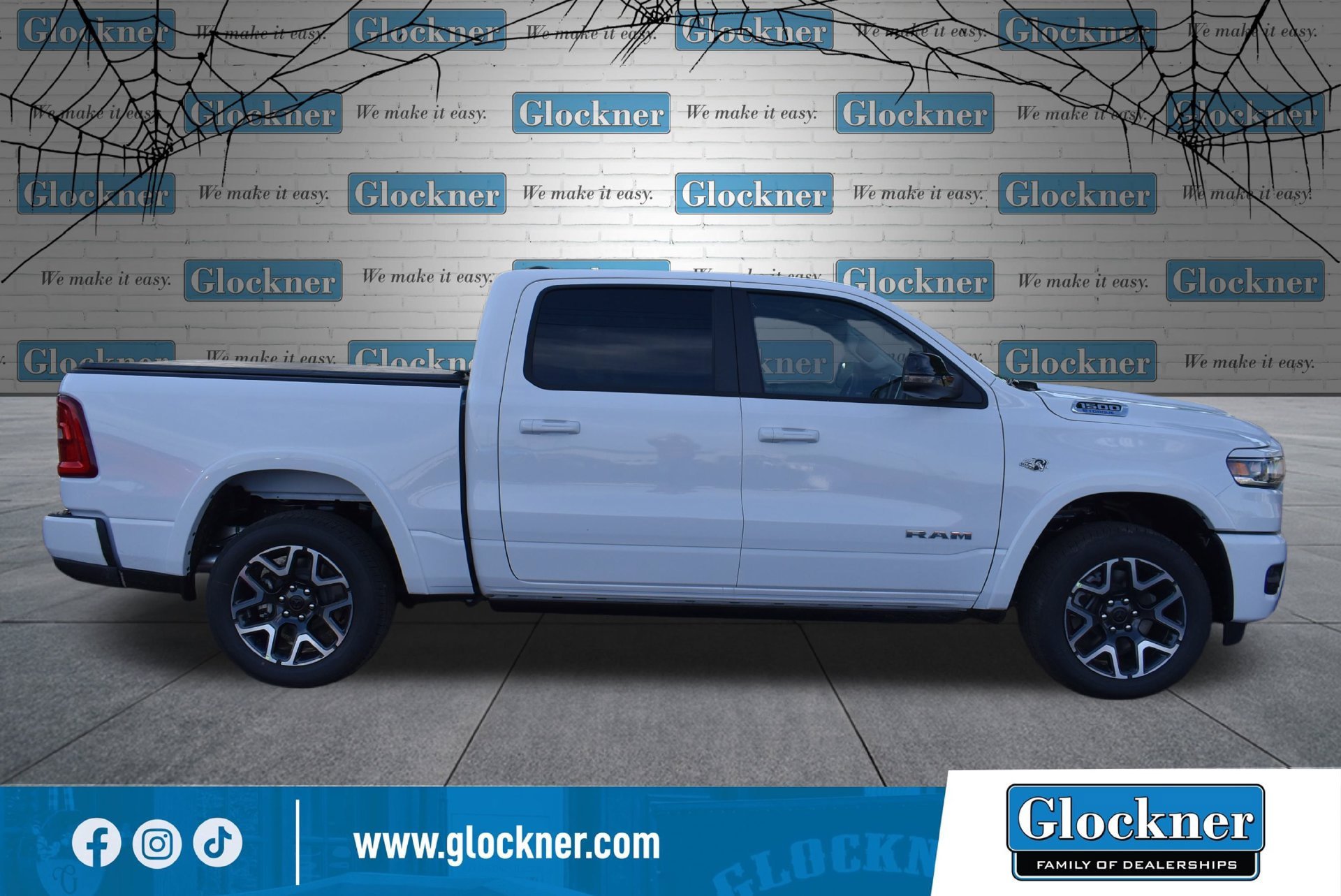 New 2027 RAM 1500 Laramie w/ Laramie Preferred Package AWD/4WD image 4