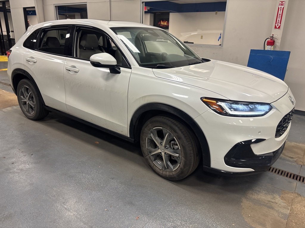 Used 2024 Honda HR-V EX-L image 1